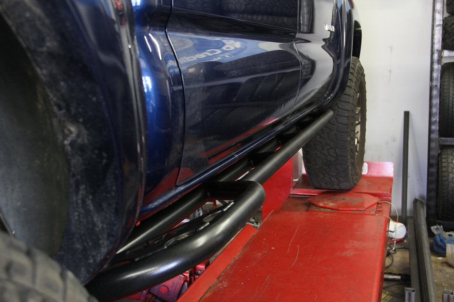 05-15 Toyota Tacoma short bed rock sliders (Bolt On)