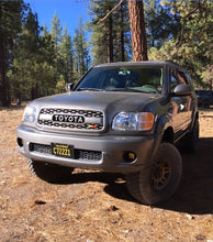 Load image into Gallery viewer, 01-07 Sequoia Flying V rock sliders (Bolt on)